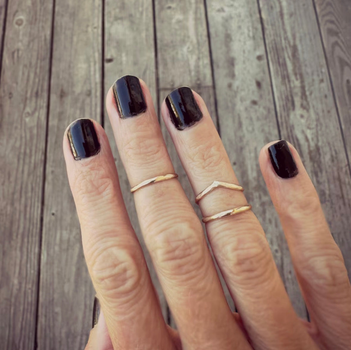 Set of 3 gold midi rings