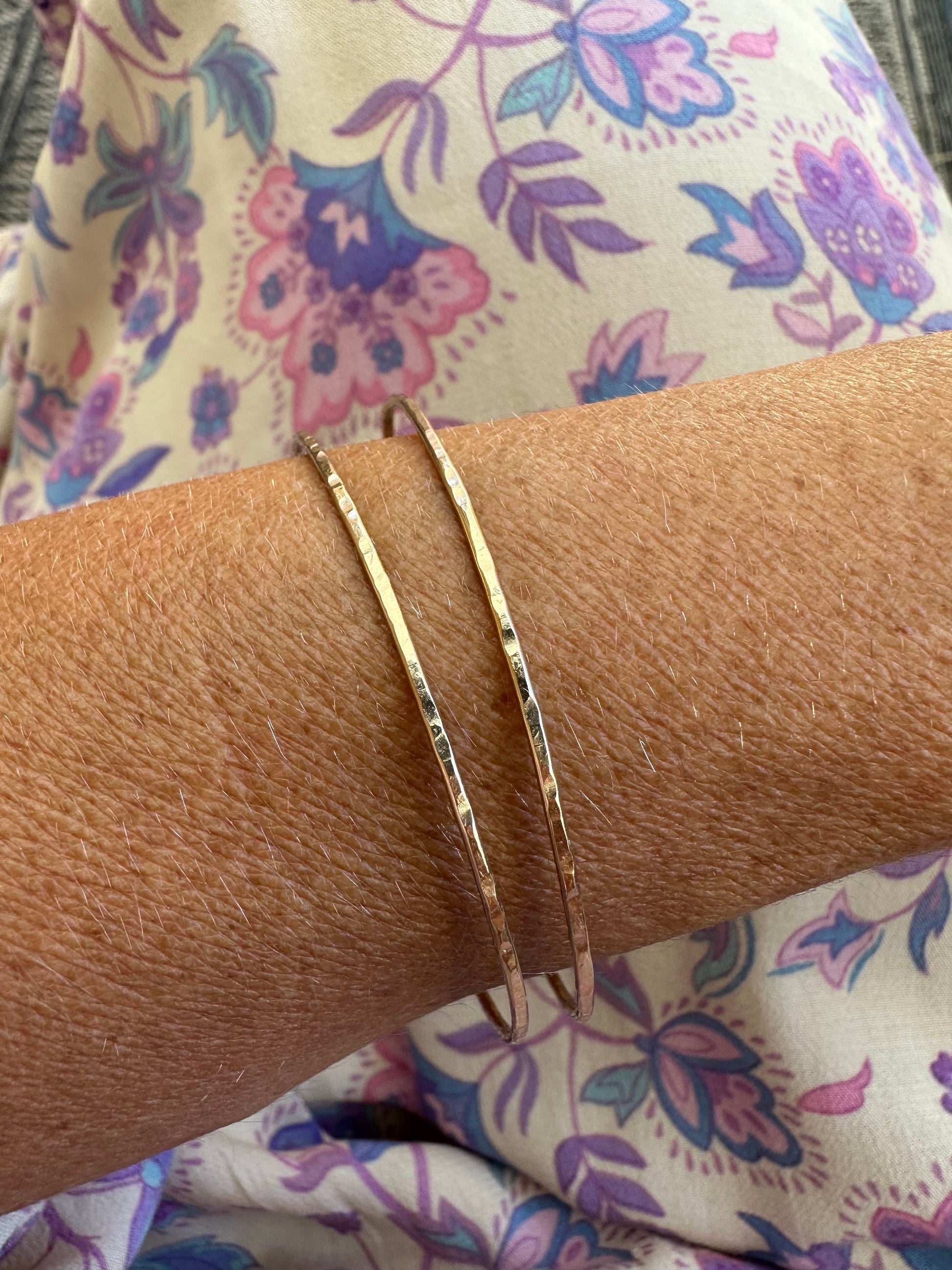 14k Gold filled bracelet, Gold filled hammered bangle