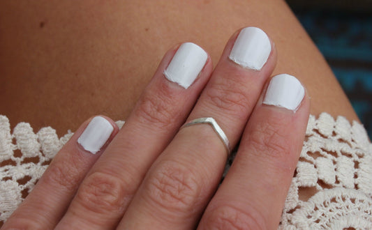 Sterling silver knuckle ring, chevron stacking ring - midi ring, silver ring